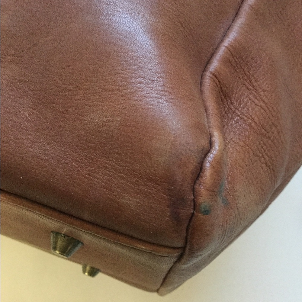 HOBO International Leather Bag Made in Colombia - Picture 8 of 8